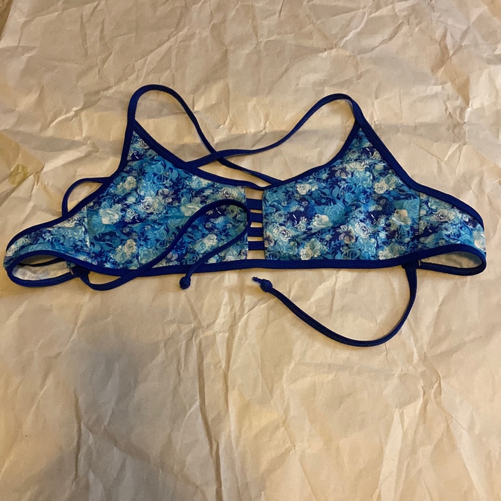 Size Medium Bikini Top